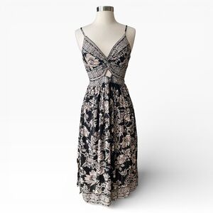 ANGIE Black Floral Twist Front Cut Out Maternity Dress Women's Size S Sun Beach